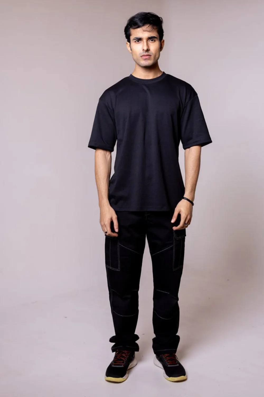 Black Solid  Oversized T-shirt - Image 2