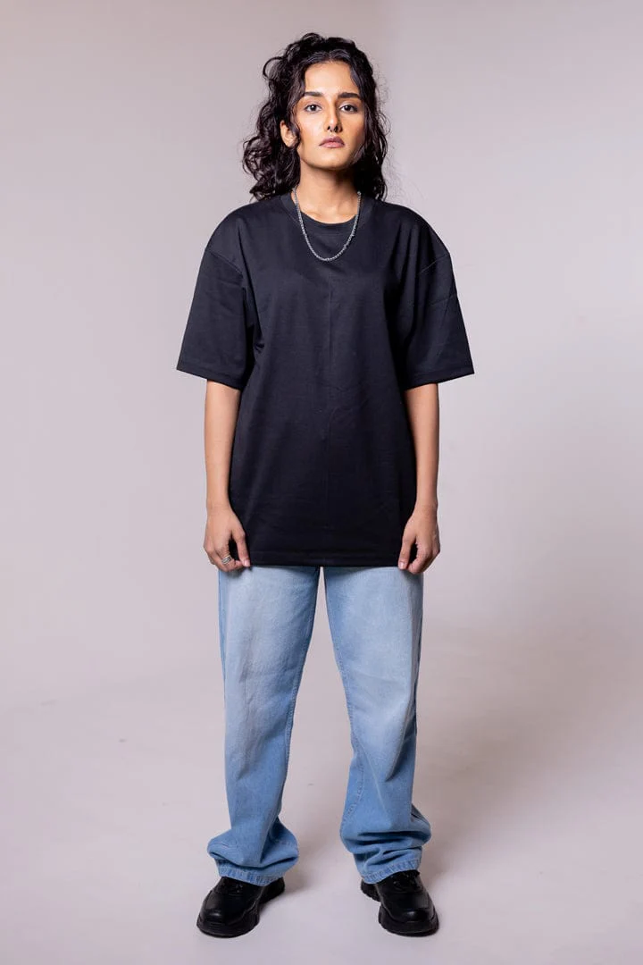 Black Solid  Oversized T-shirt - Image 2