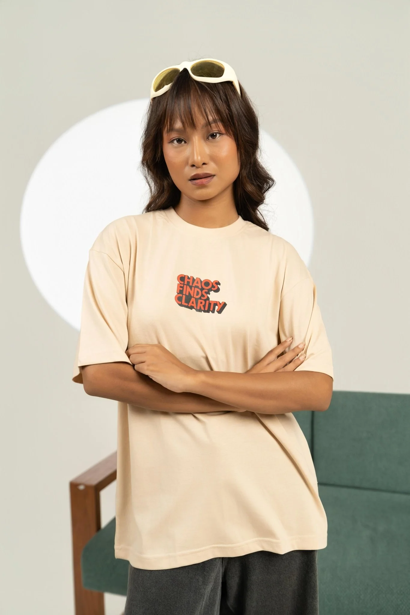 Broken Records Printed Oversized Tee - Image 4
