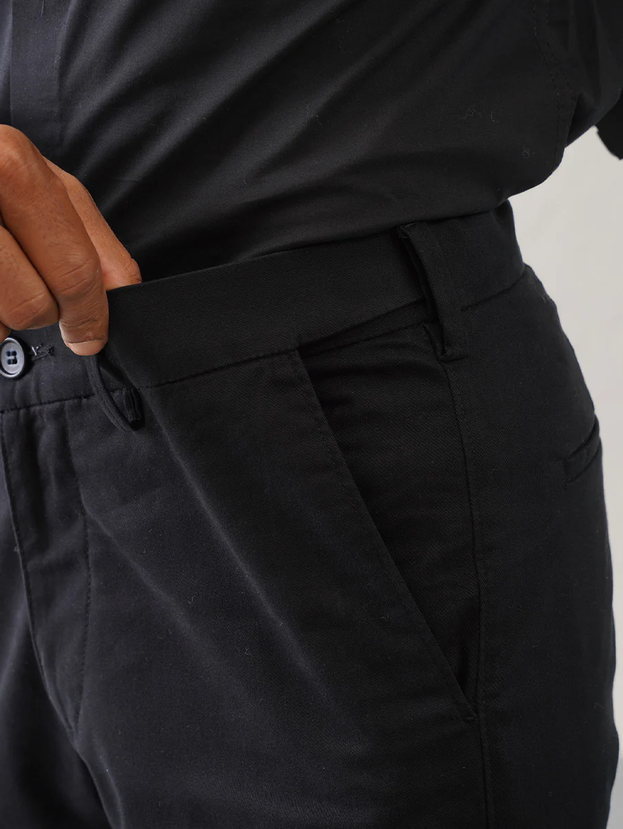 The Regular Fit Daylong Chino - Black Beast - Image 7