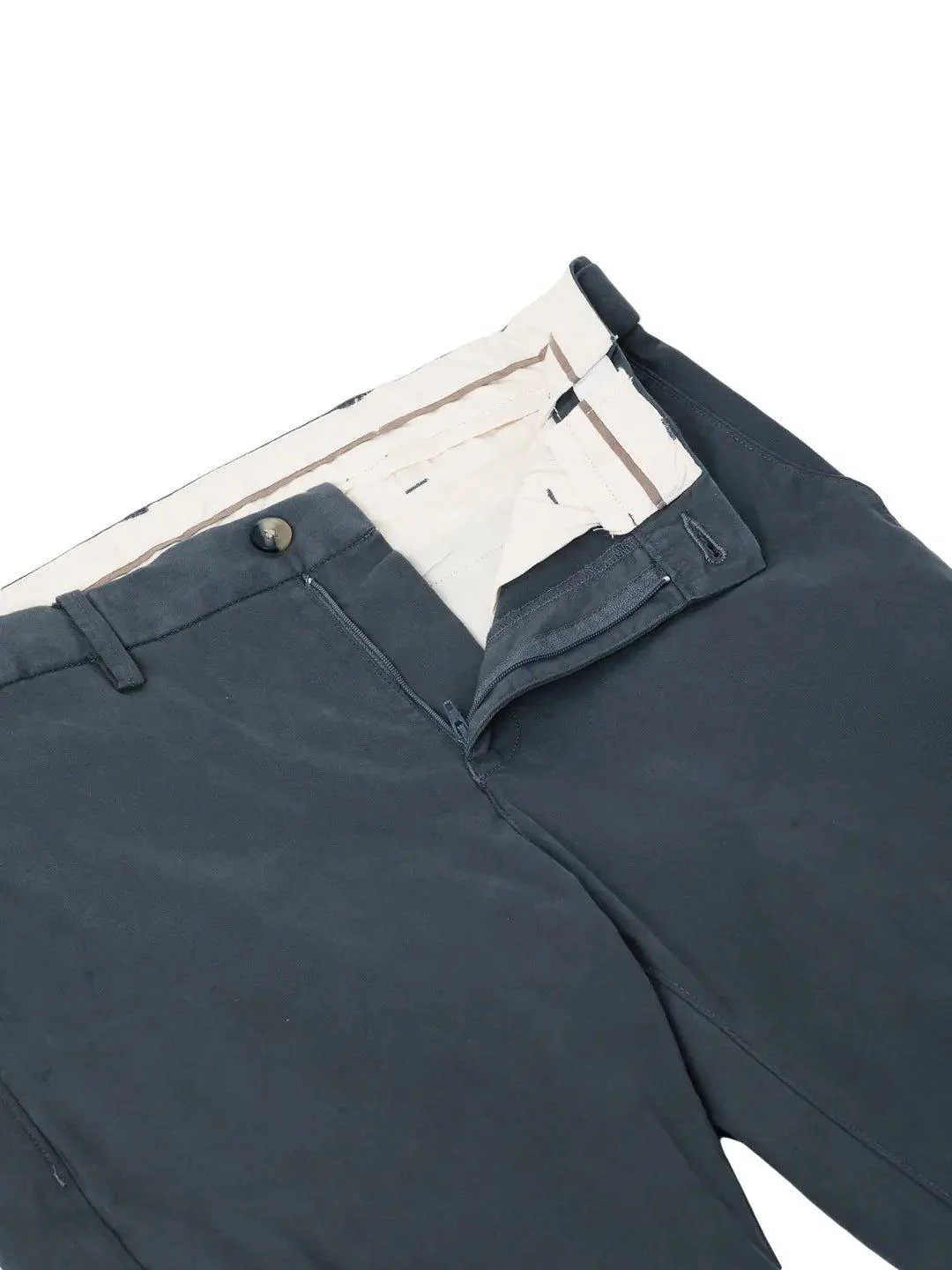 The Regular Fit Daylong Chino - Iron Cloud - Image 11