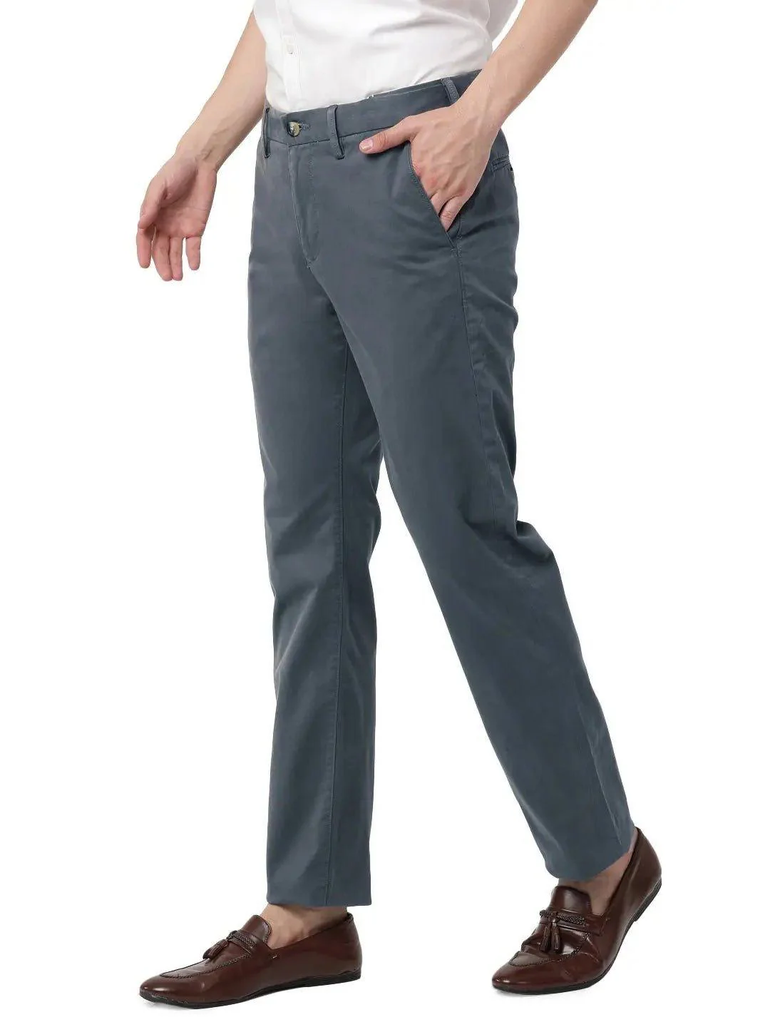 The Regular Fit Daylong Chino - Iron Cloud - Image 3