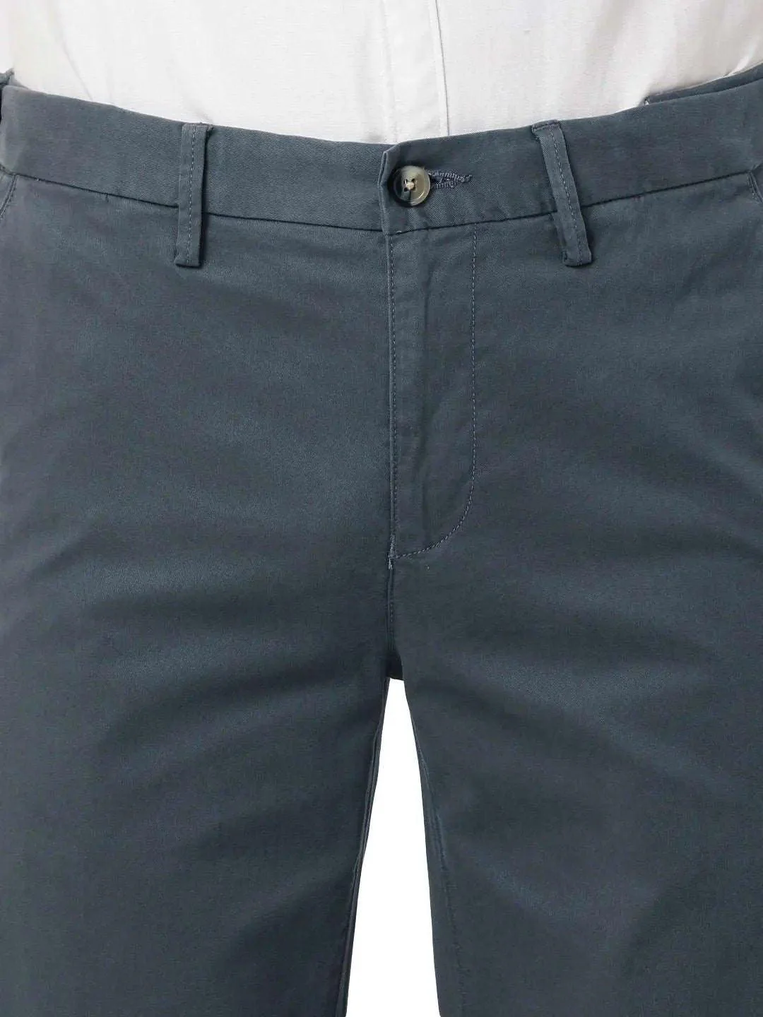 The Regular Fit Daylong Chino - Iron Cloud - Image 9