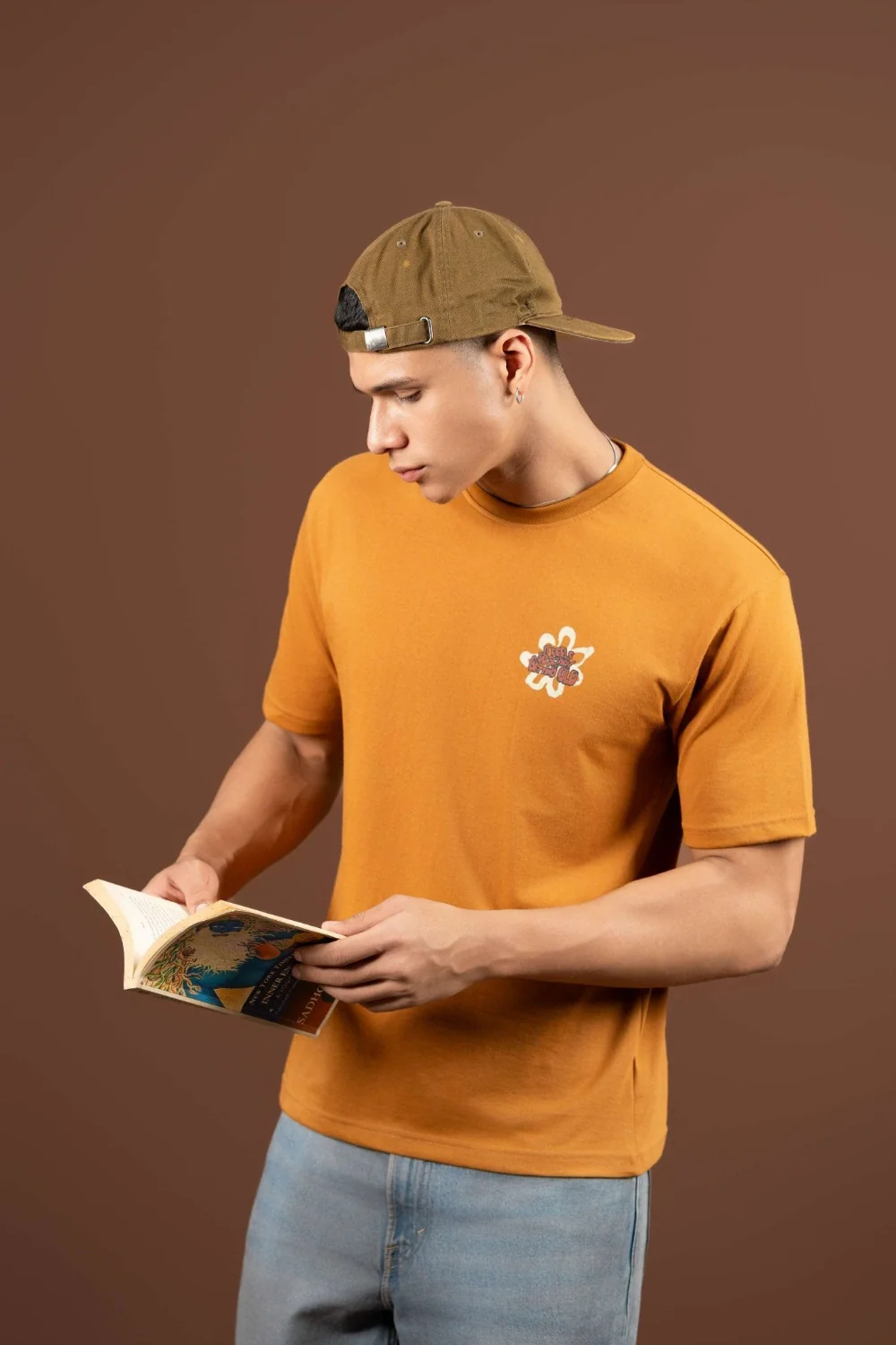 It Feels So Scary Printed Oversized Tee - Image 3