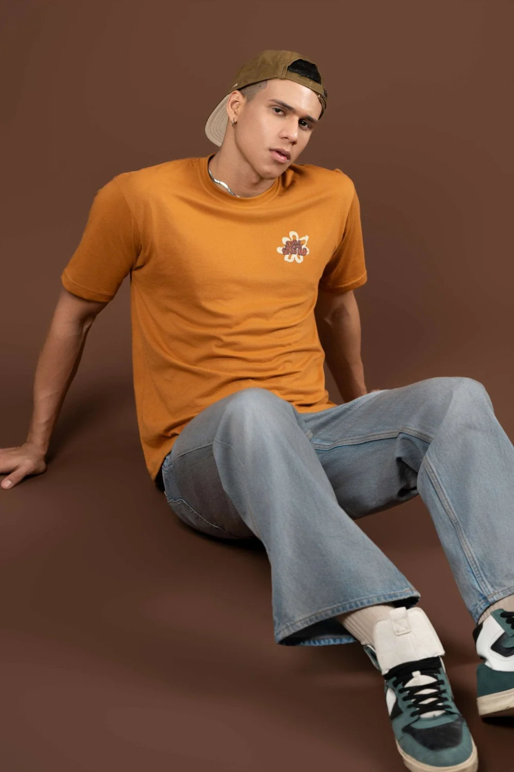 It Feels So Scary Printed Oversized Tee - Image 4