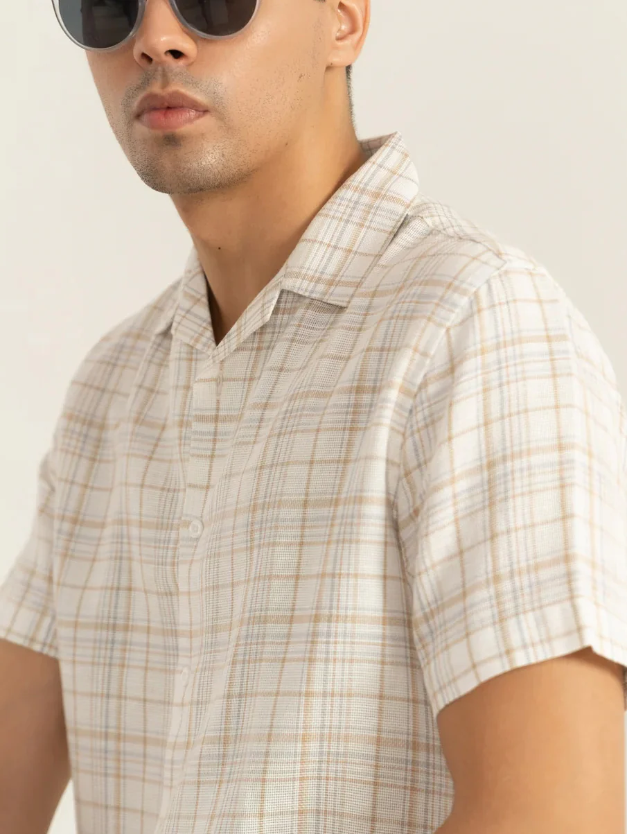 Off-White Checked Cuban Collar Shirt – Regular Fit, Half Sleeves - Image 6