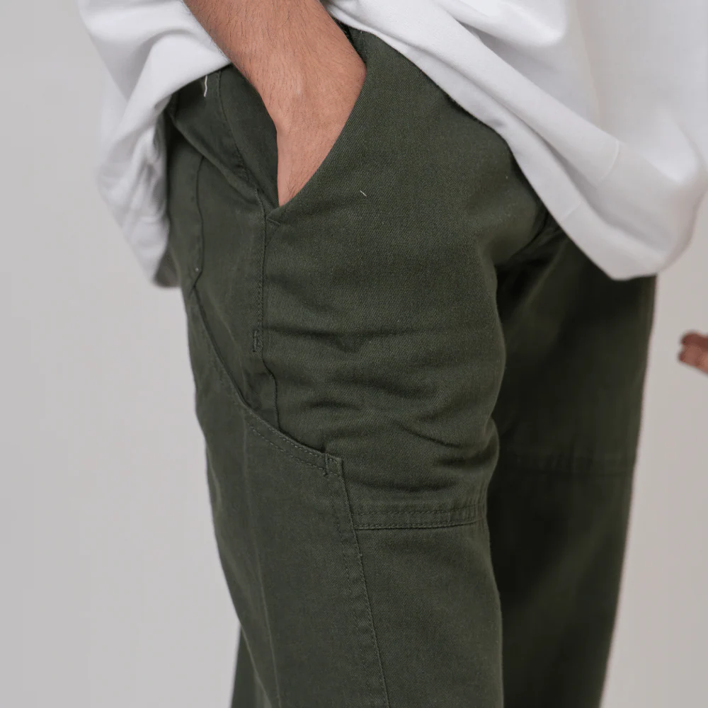 Sleek Cargo Pants- Olive - Image 3
