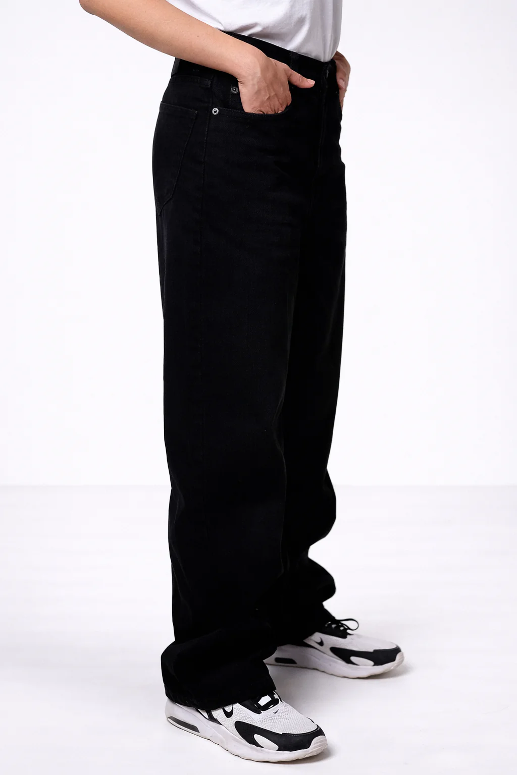 Straight fit Denim- Black - Image 3