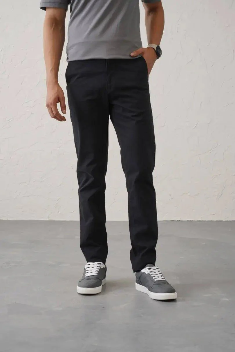 The Daylong Chino - Black Beast
